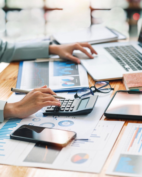 Calculs comptables et suivi financier sur poste de travail